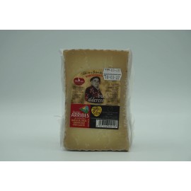 El abuelo calderero - 1/2 queso pequeño. 0,650 kg aprox.