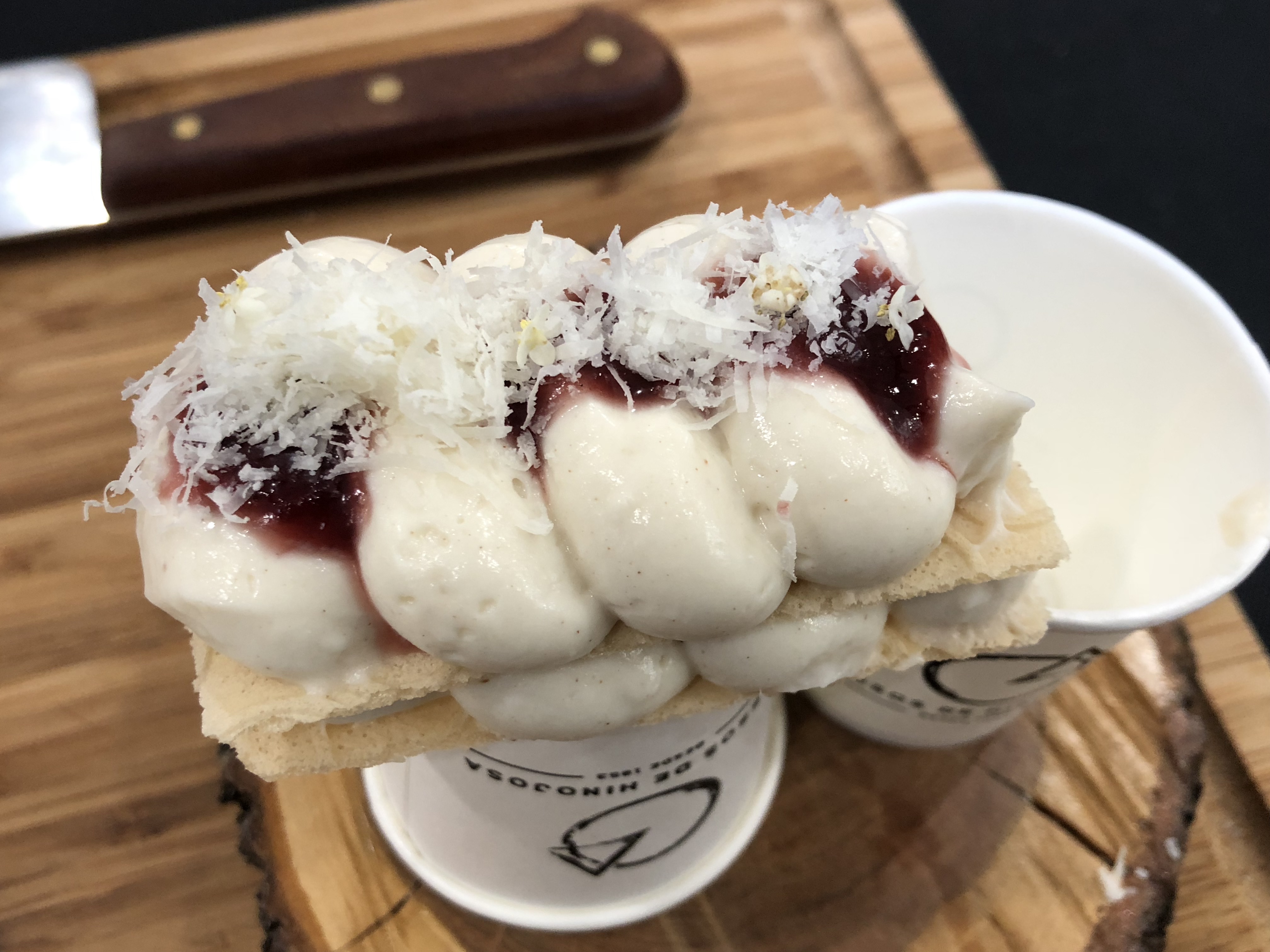 Milhojas de Queso Hinojosa con Obleas Pan de Ángel